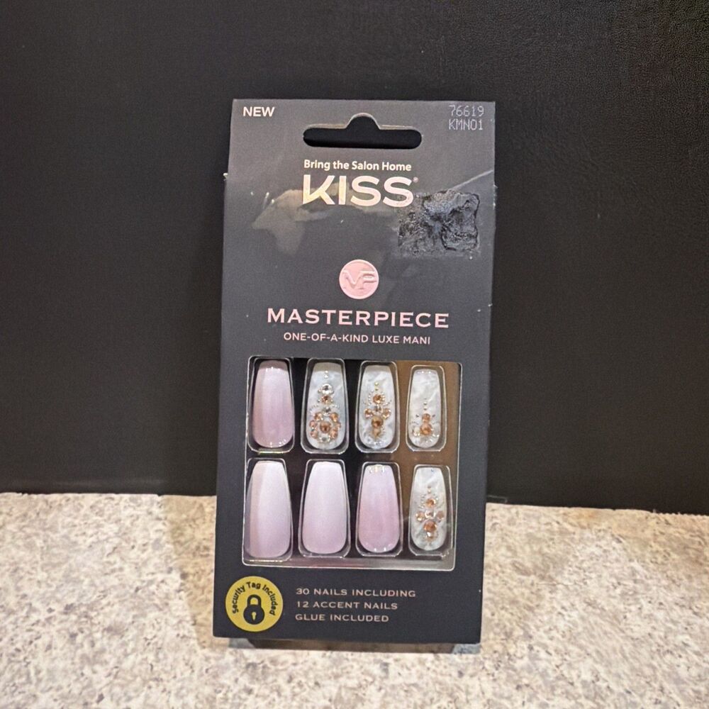 Kiss Masterpiece One-Of-A-Kind Luxe Mani Press-On Nails Blue/Pink Rhinestone 30